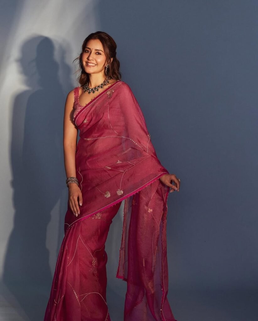 Heroine RaashiiKhanna (1)8