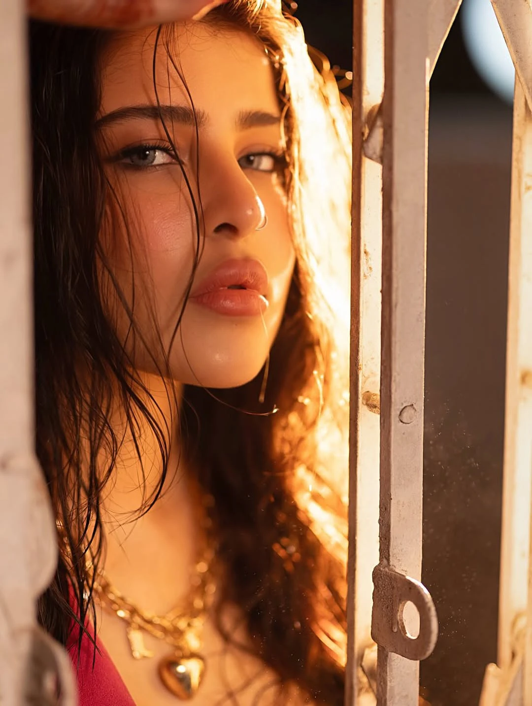 Edin Rose Sizzling Photos