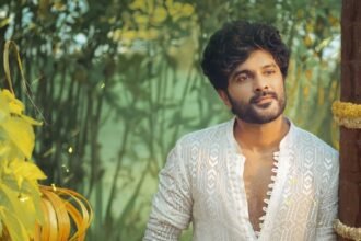 Hero Sidhhu Jonnalagadda Telusukadha movie on Oct17