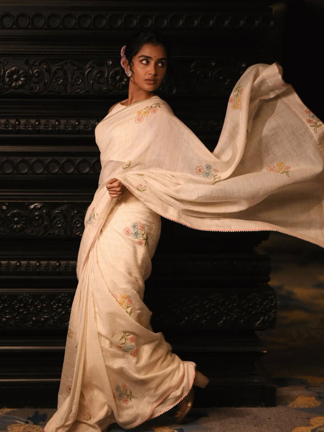 Anupama Parameswaran Shines in White Saree