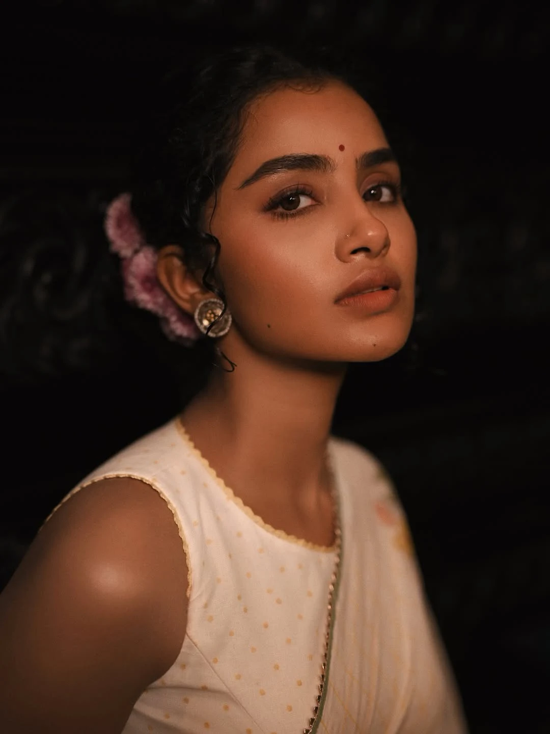 Anupama Parameswaran Shines in White Saree