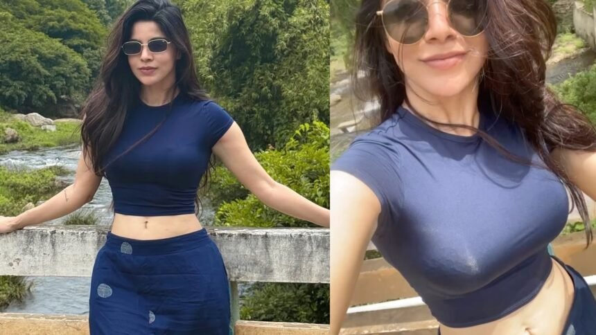 Divyabharathi Enjoying Vacation in Nature