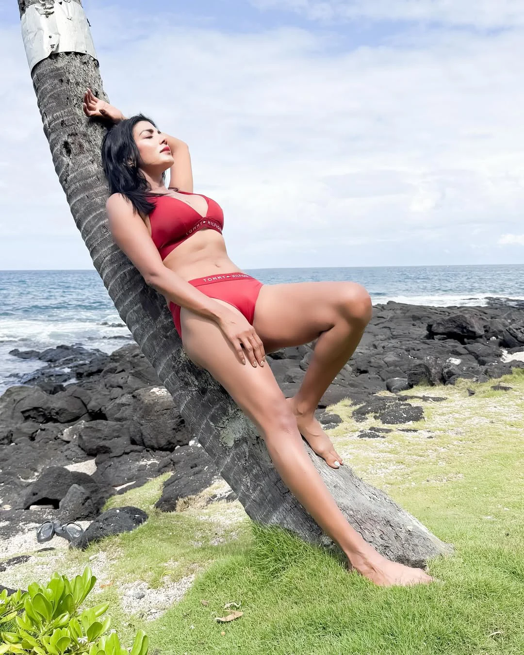 Lahari Shari Enjoying Vacation in Hawaii