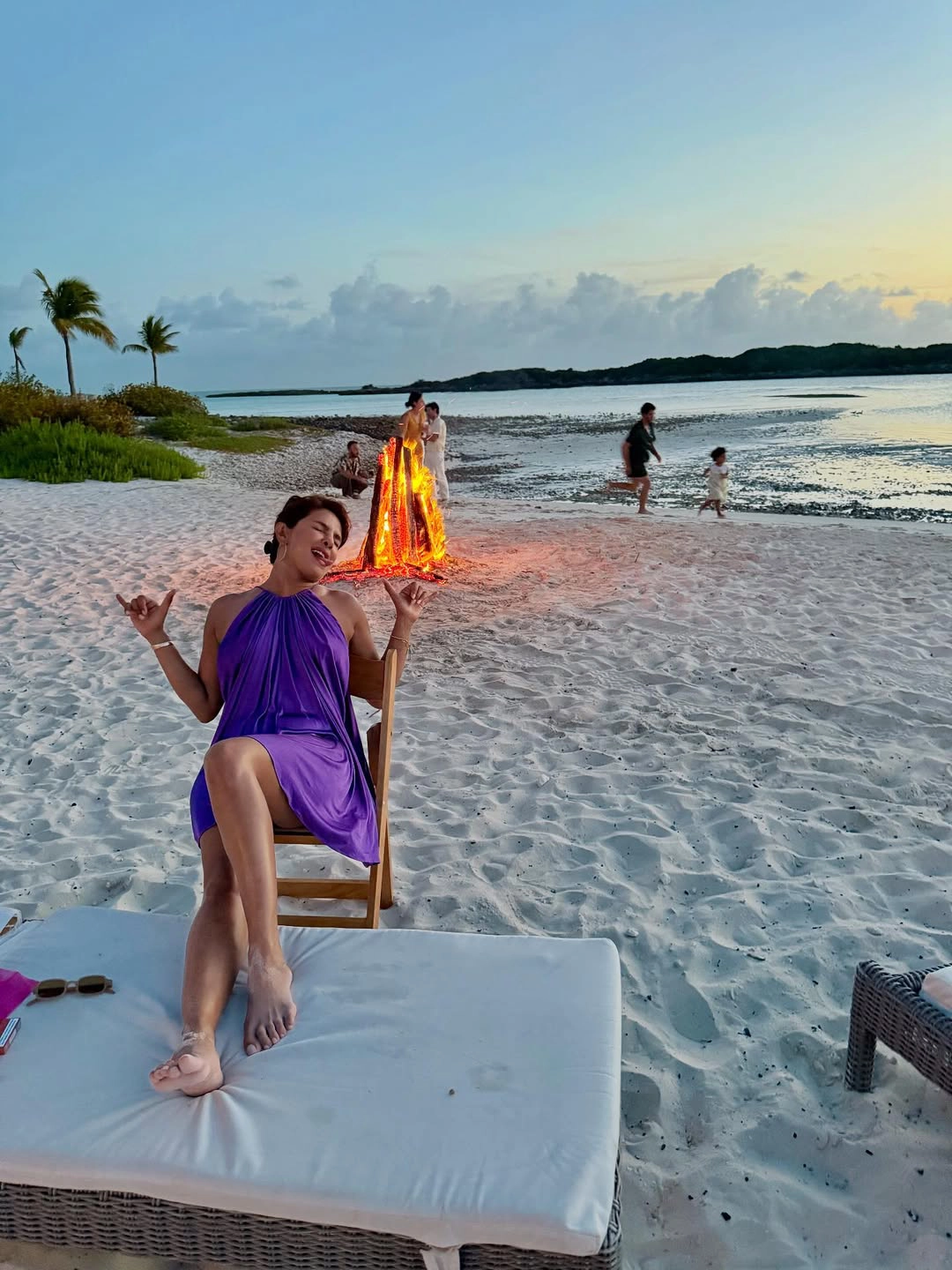 Priyanka Chopra Enjoying her Birthday in Beach with Family
