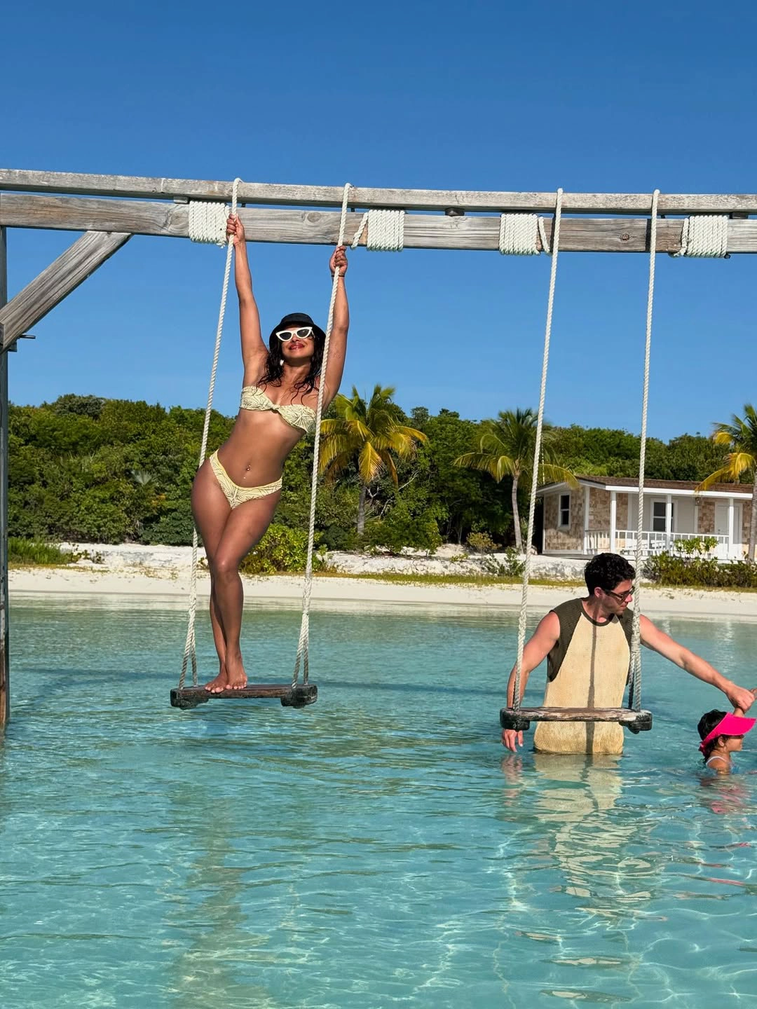 Priyanka Chopra Enjoying her Birthday in Beach with Family