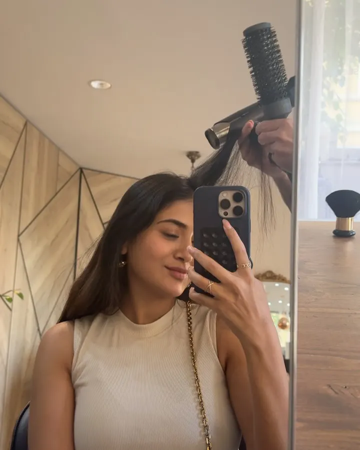 Rashi Singh Enjoying Vacation in Germany