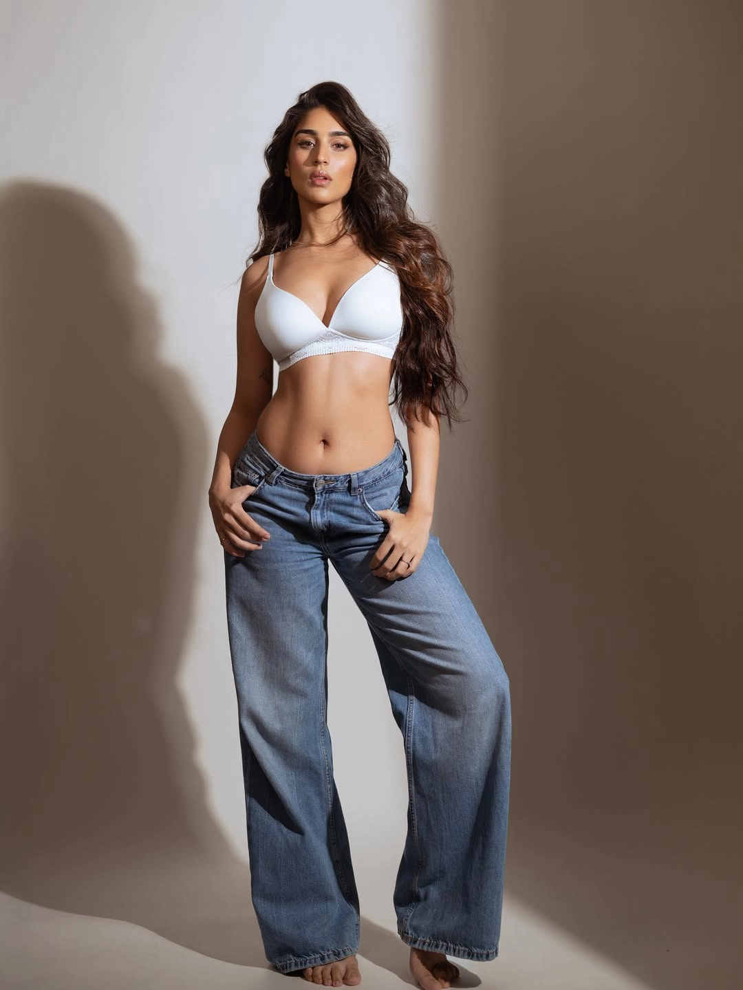 Yukti Thareja Showing her Beauty