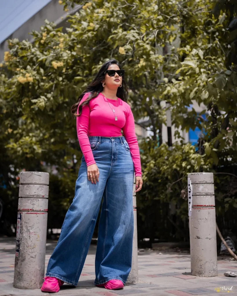 Ariyana Glory Stylish Looks on Roads