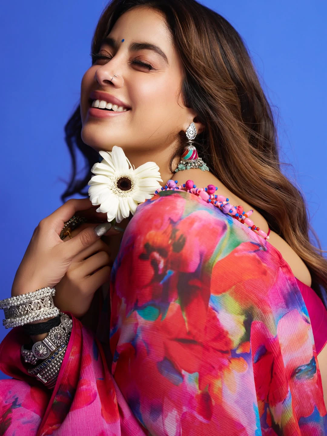 Janhvi Kapoor Cute Smiles in Saree