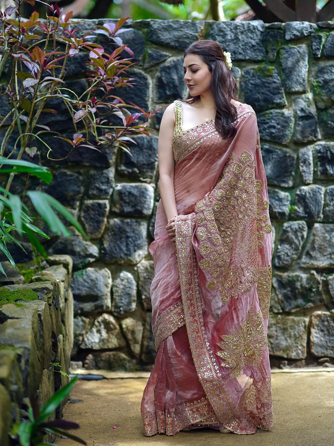 Kajal Aggarwal Shines in Saree
