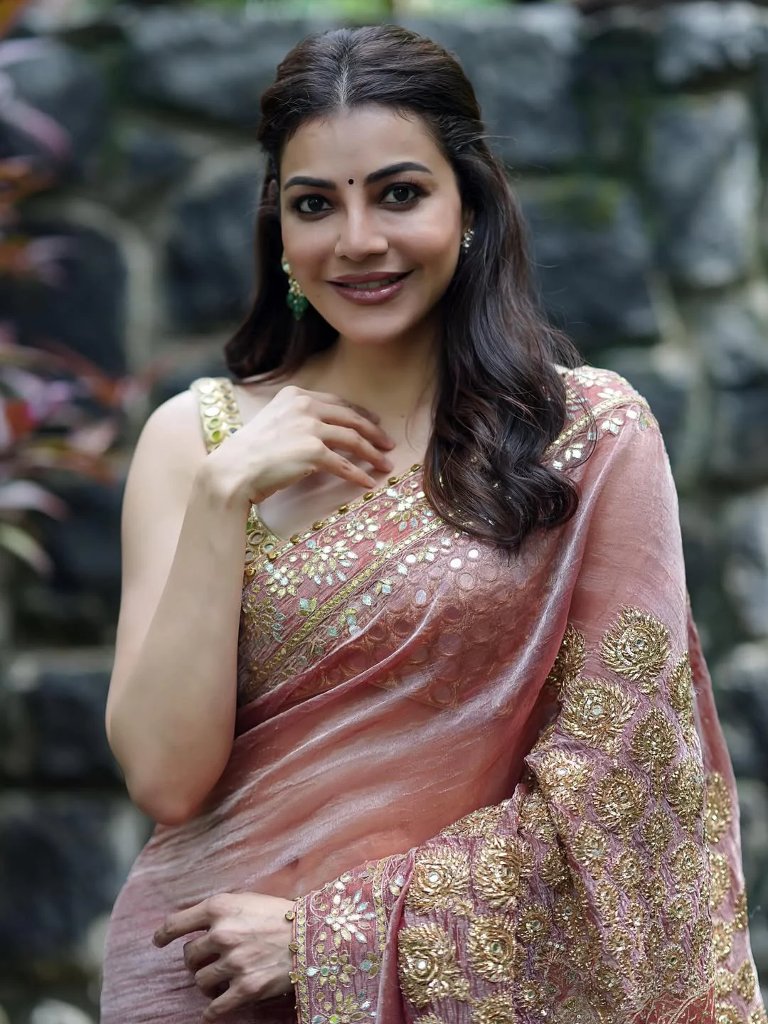 Kajal Aggarwal Shines in Saree