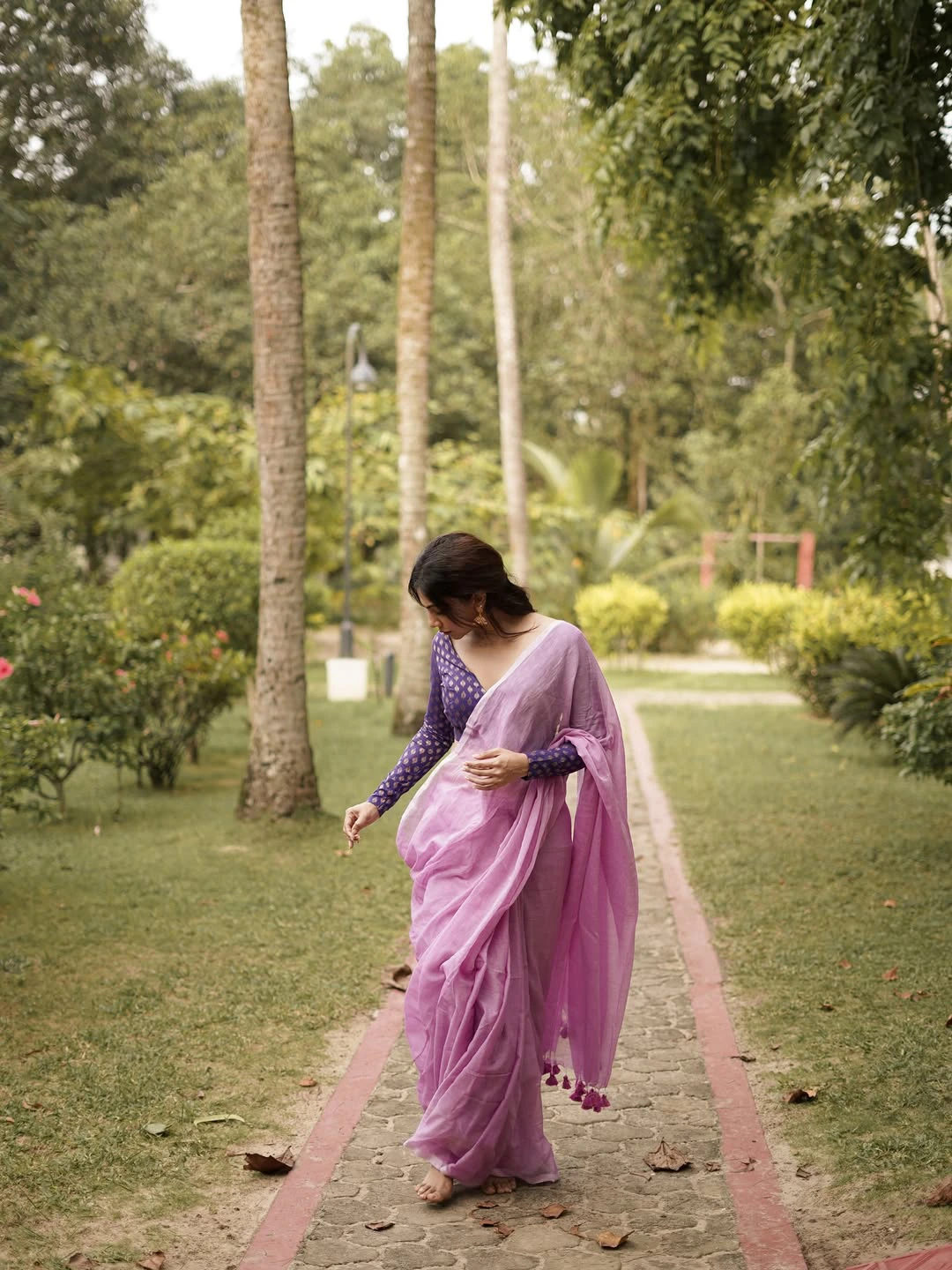 Madonna B Sebastian Cute Looks in Saree