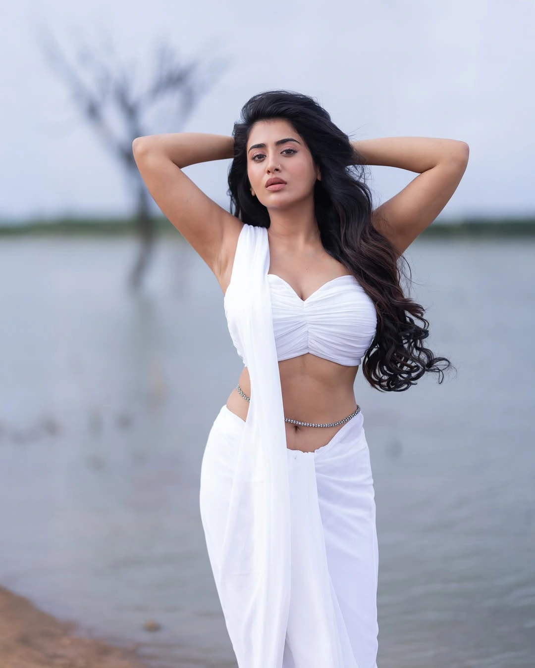Rashi Singh Sizzling Looks in White Dress
