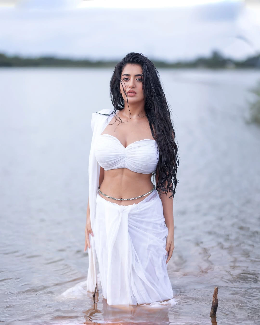 Rashi Singh Sizzling Looks in White Dress