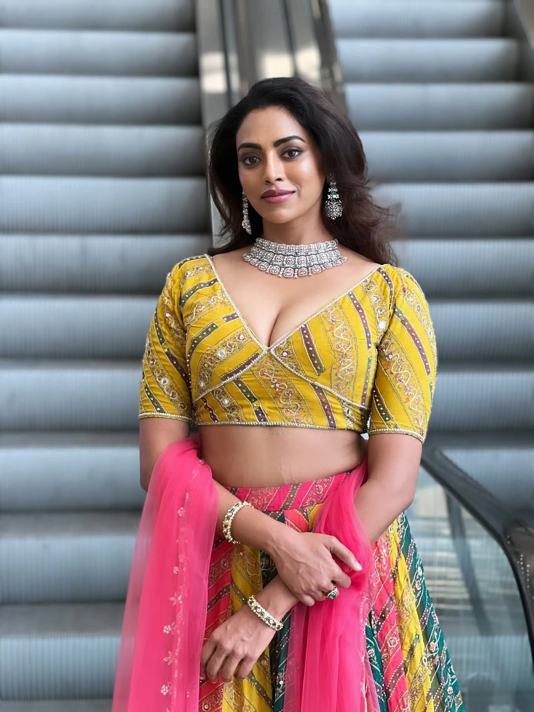 Sai Kamakshi Bhaskarla Shows her Beauty