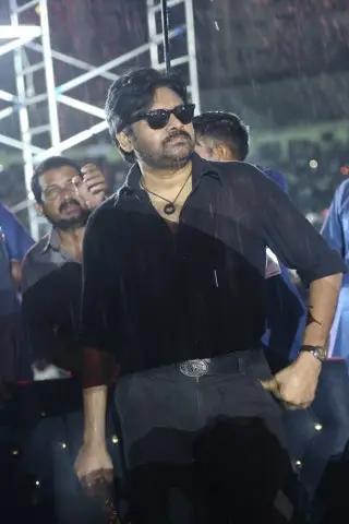 Pawankalyan OG Movie PreRelease Event Photos (11)