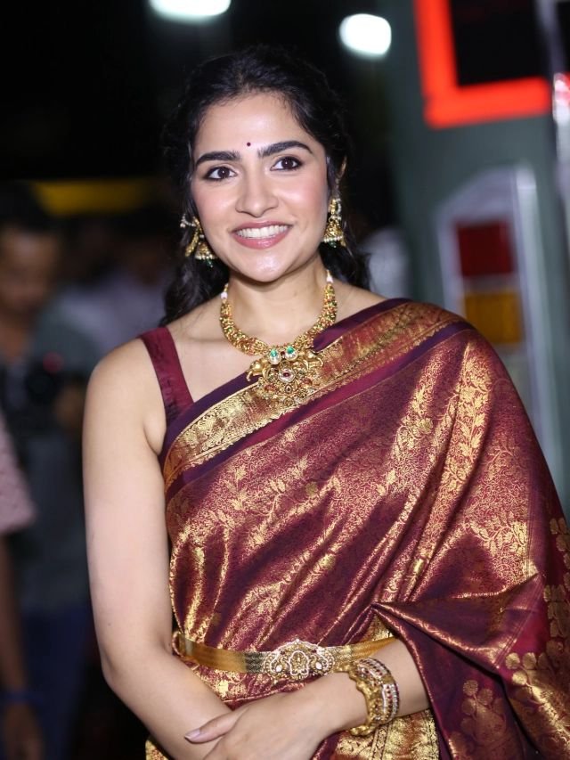 KantaraChapter1 Heroine RukminiVasanth