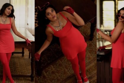 Anikha surendran Poses in Tight Fit Dress