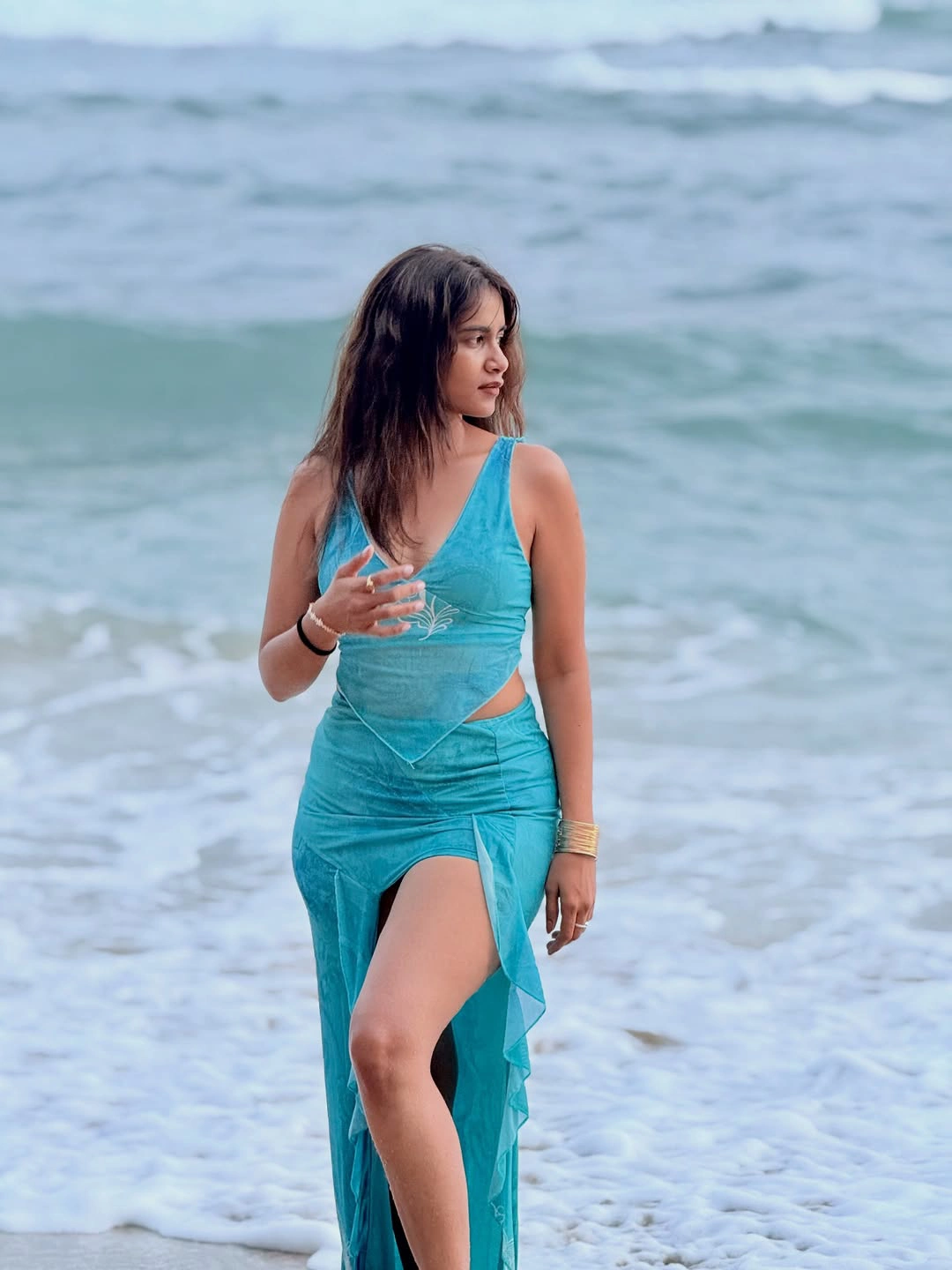 Sahithi Dasari Enjoying Vacation in Beach
