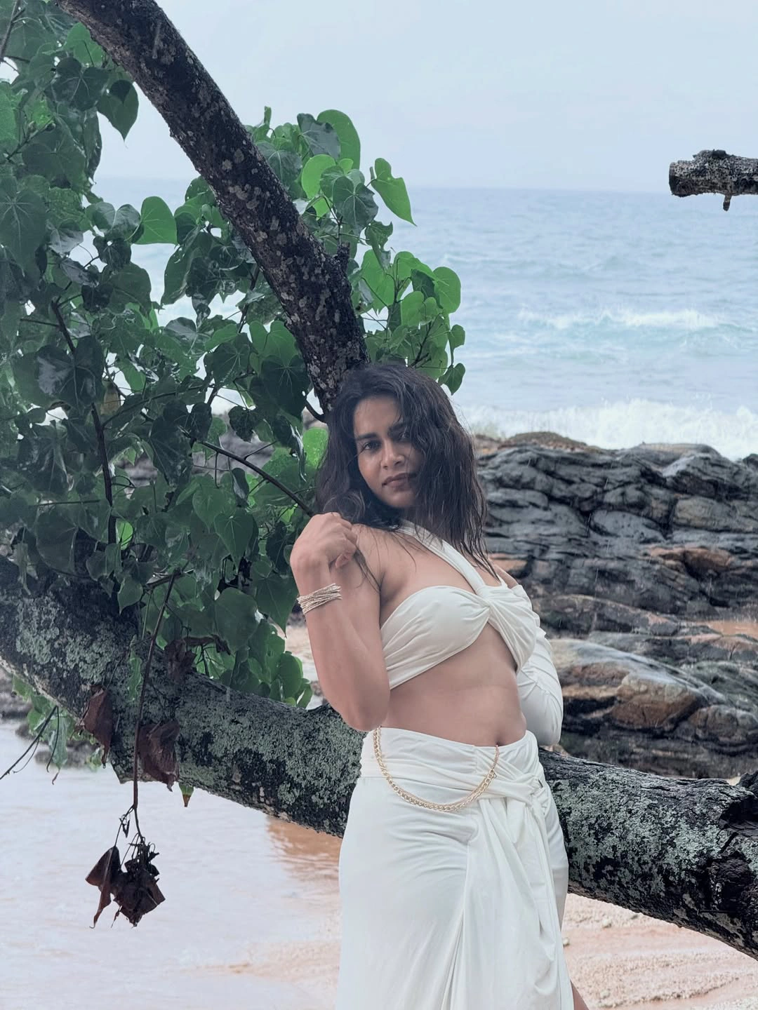 Sahithi Dasari Enjoying Vacation in Beach