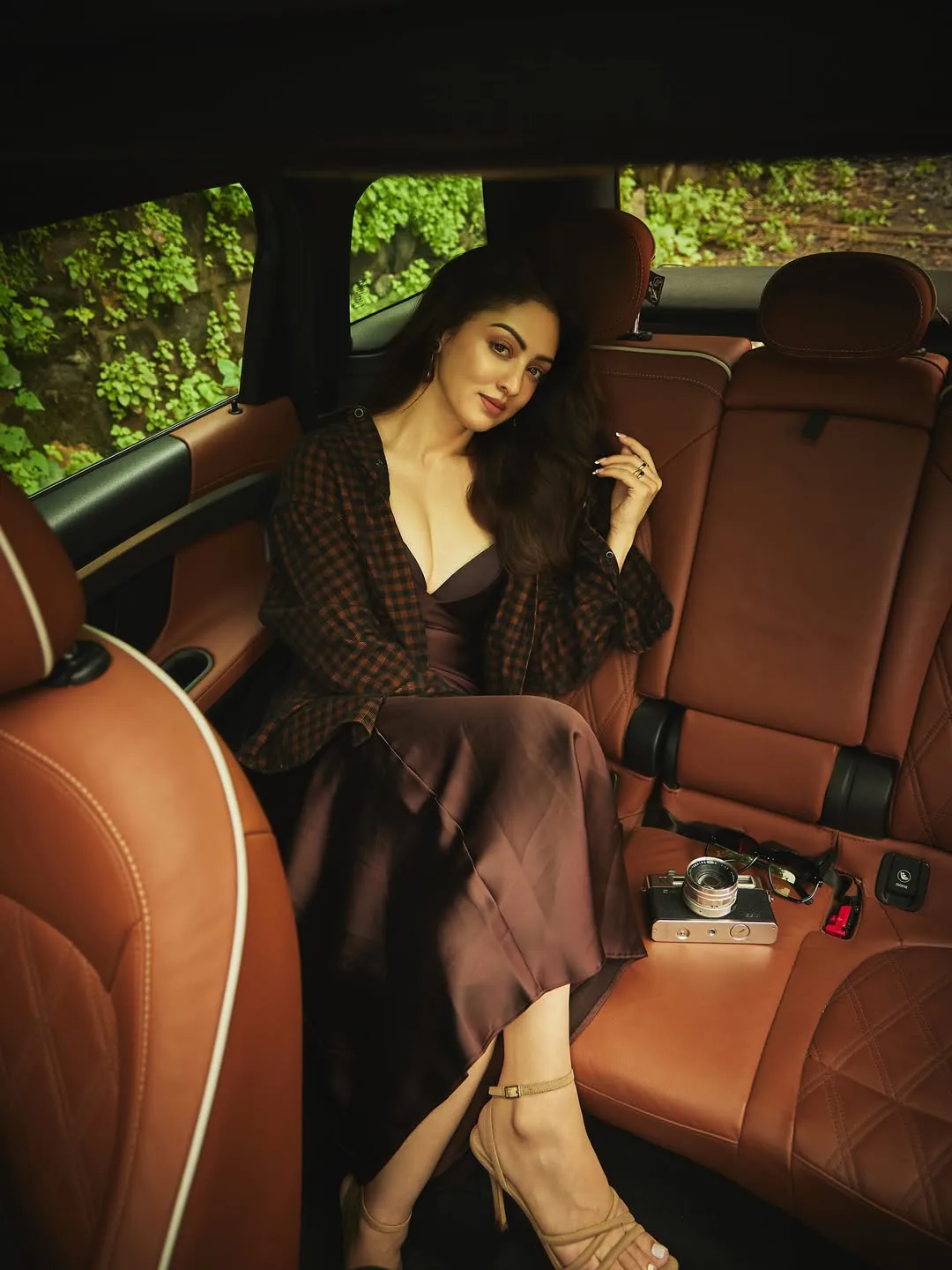 Sandipa Dharr Super Clicks in Car