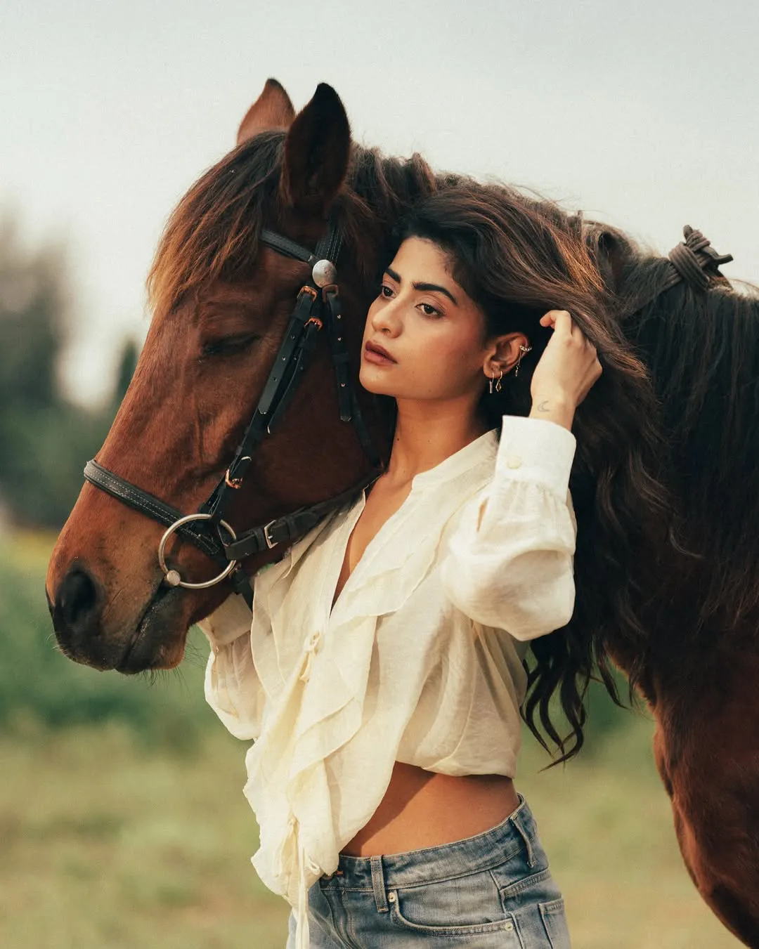 Abhignya Vuthaluru Sizzling Poses with Horse