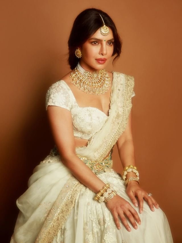 Heroine PriyankaChopra on Globetrotter Varanasi Movie Title Launch Event55