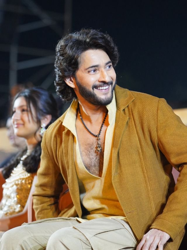 MaheshBabu AT GlobeTrotter And Varanasi Event2