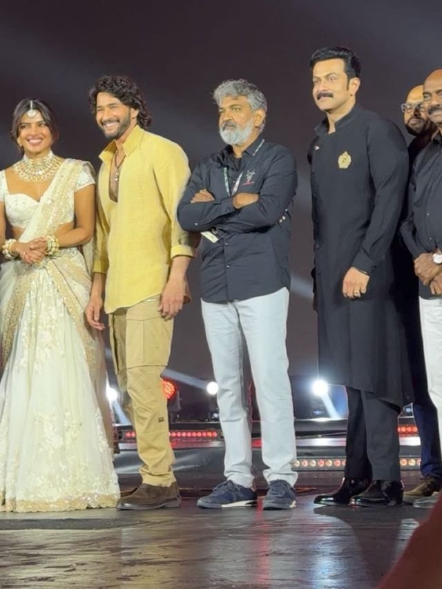 MaheshBabu And SSRajamouli in GlobeTrotter Varanasi Event