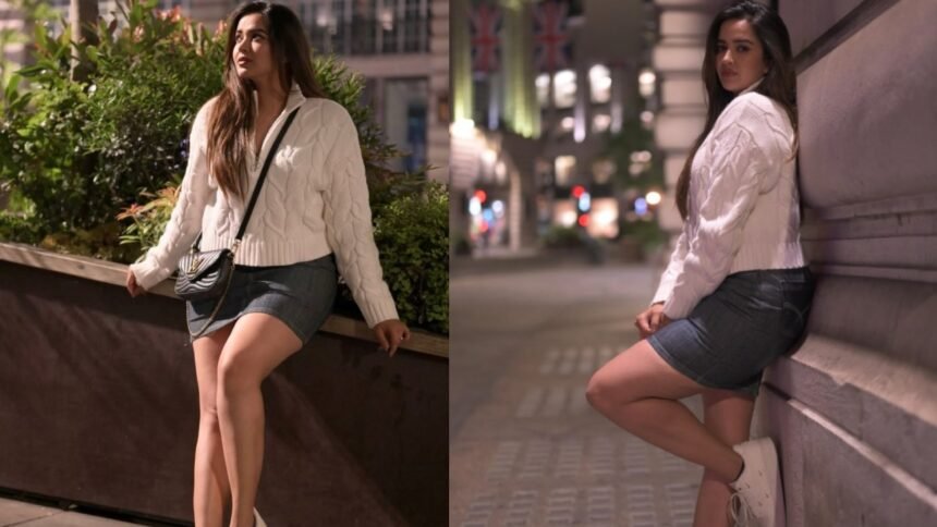 Pujita Ponnada Enjoying Vacation in London
