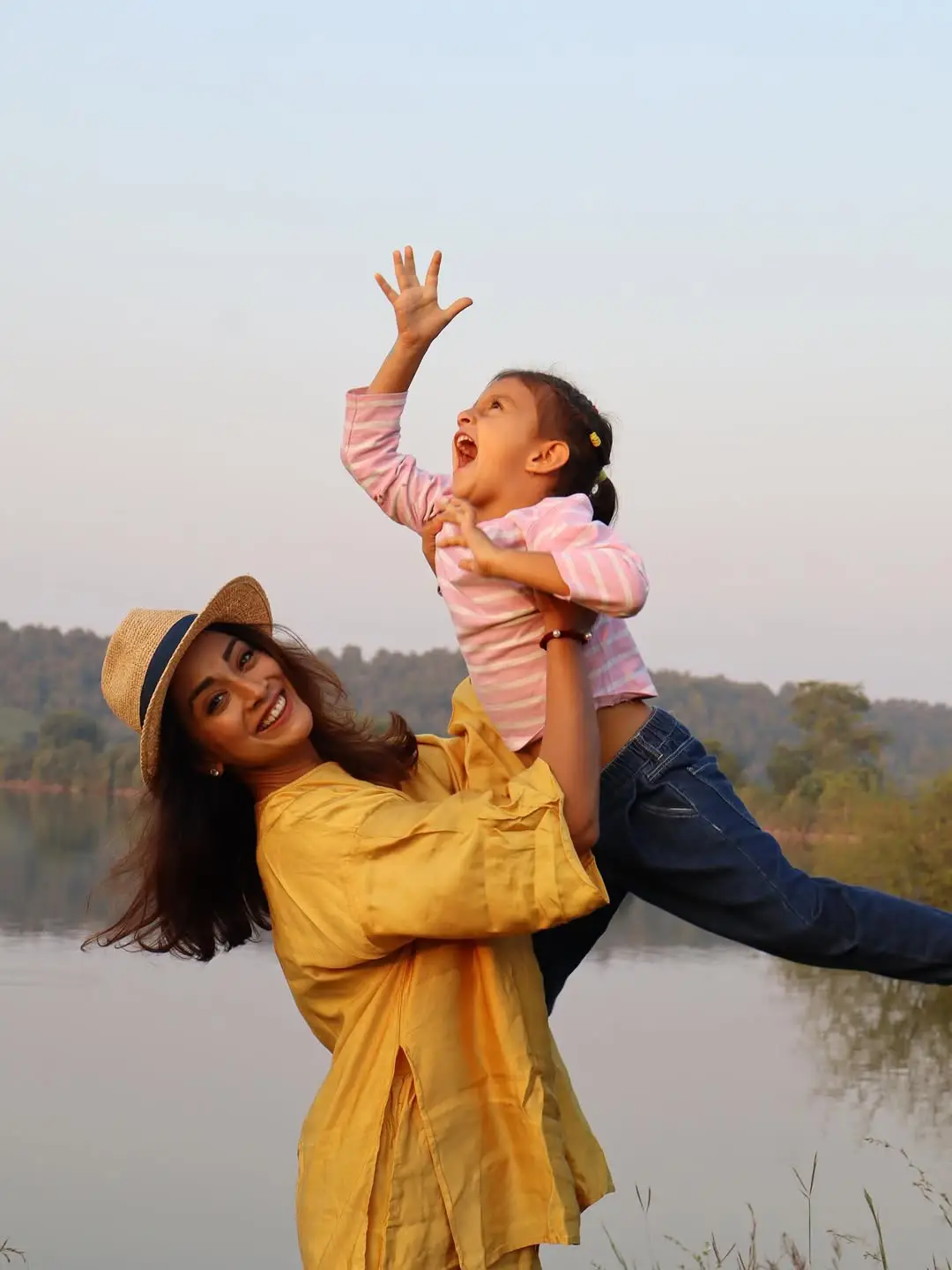 Shriya Saran Enjoying Vacation with her Daughter