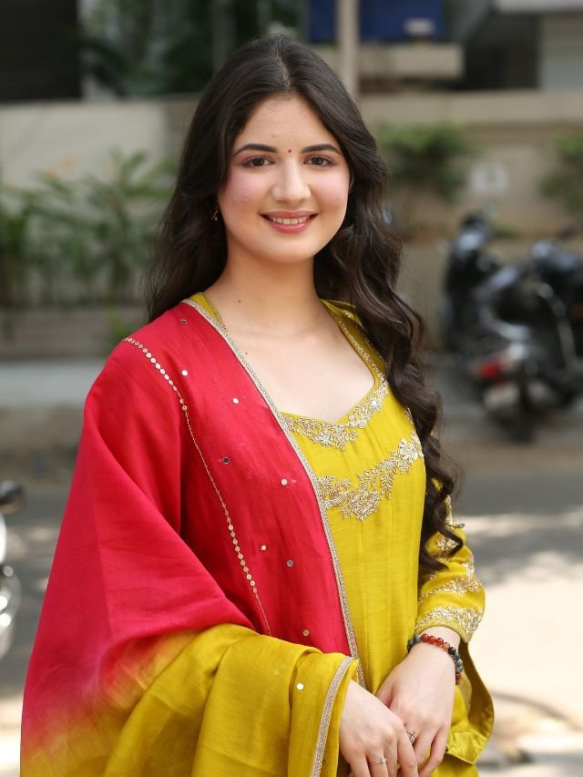 Akhanda 2 And Bajrangi Bhaijaan ACtress Harshaali Malhotra Latest photos