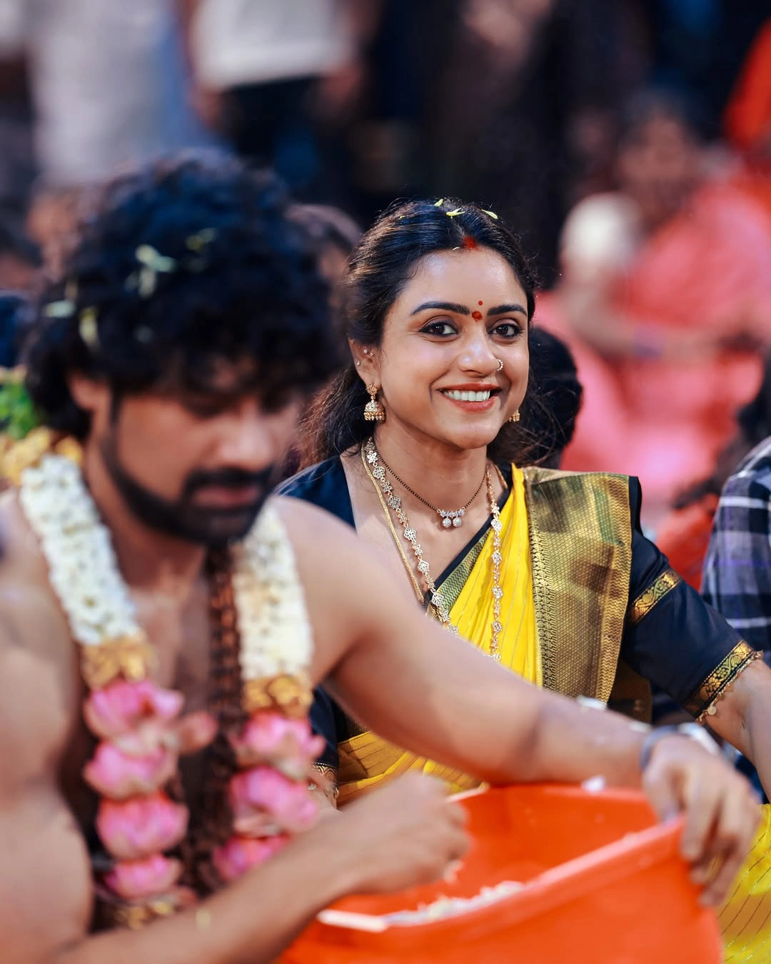 Varun Sandesh Vithika Sheru Perform Ayyappa Swami Padi Pooja