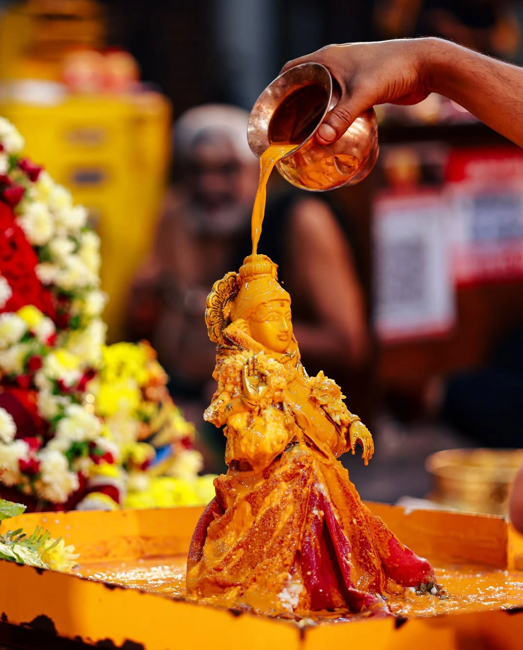 Varun Sandesh Vithika Sheru Perform Ayyappa Swami Padi Pooja