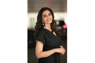 88Heroine MeenakshiChaudhary Interview