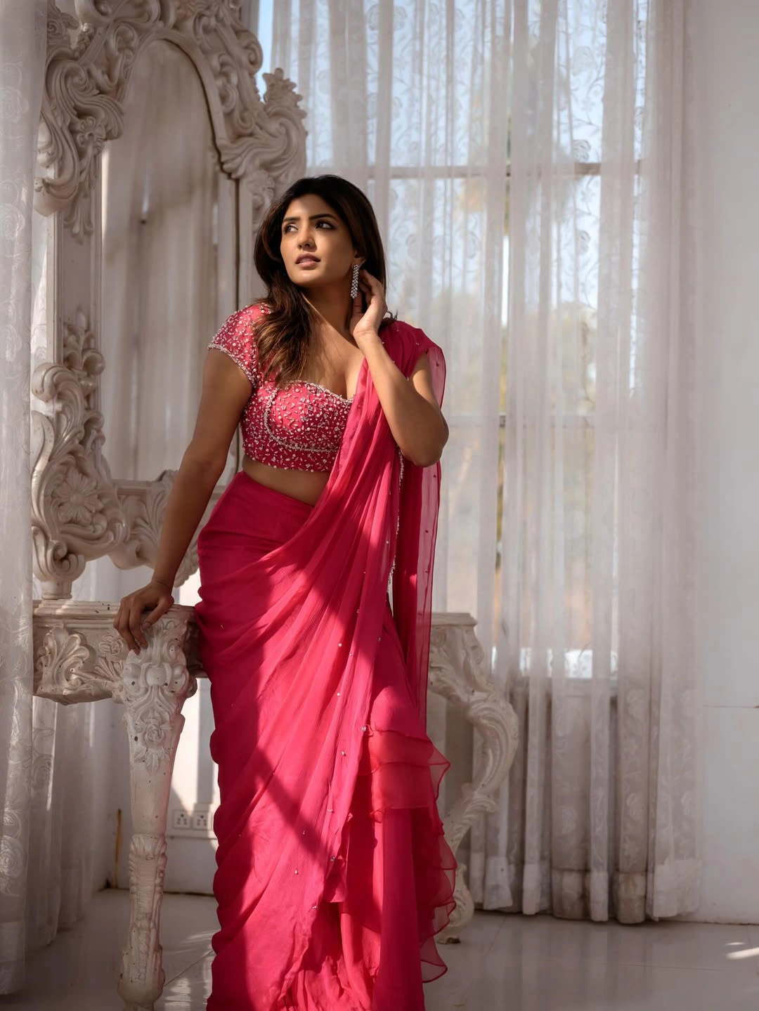 Eesha Rebba Shines in Pink Saree