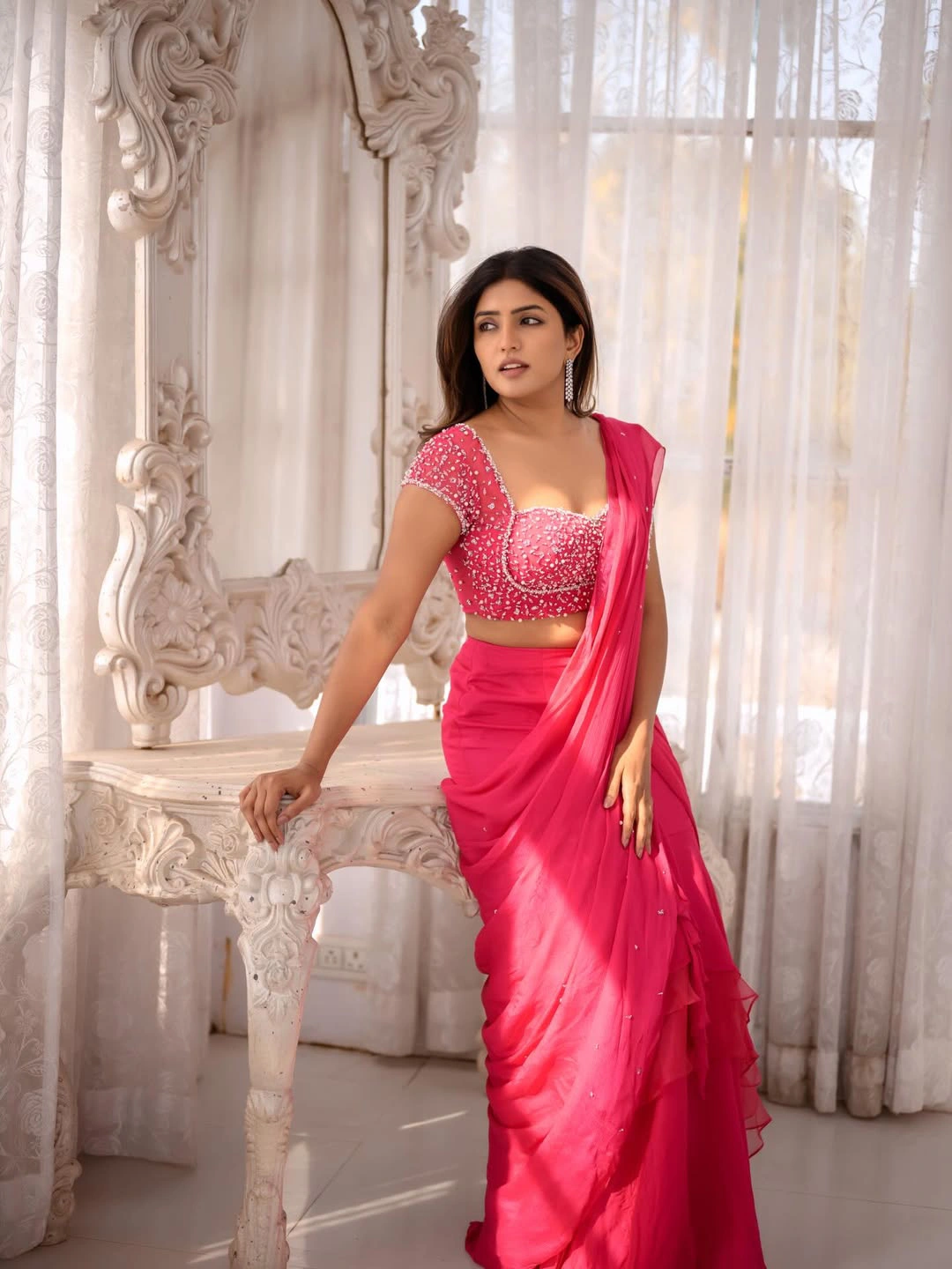 Eesha Rebba Shines in Pink Saree