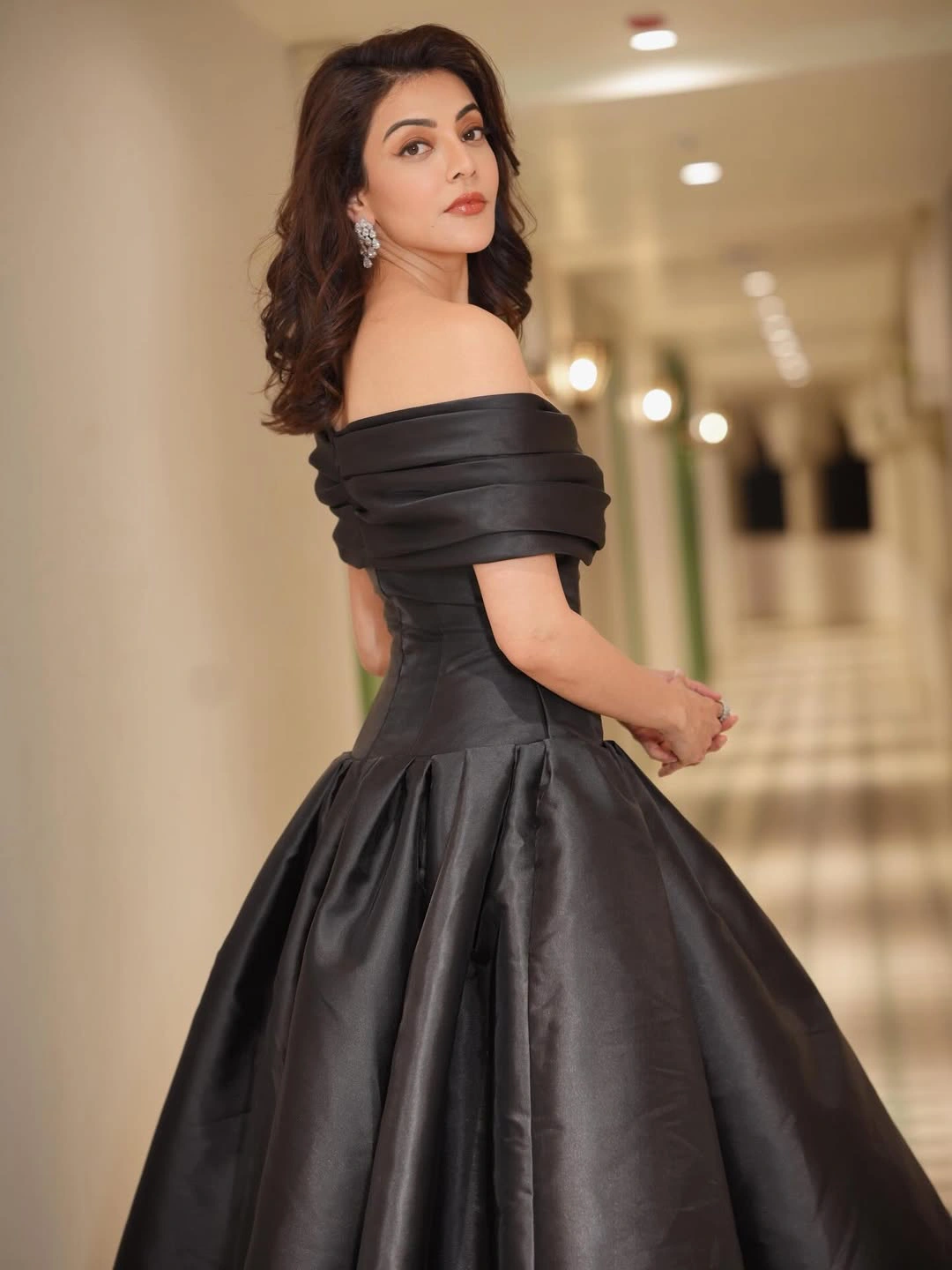 Kajal Aggarwal Shinning in Black Dress
