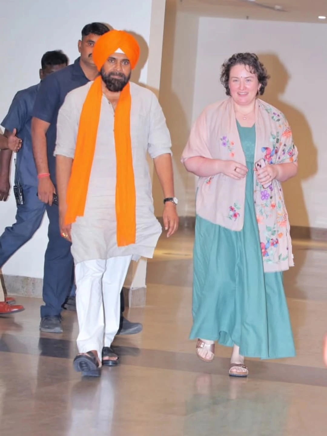 Pawan kalyan with his Wife Anna Lezhneva