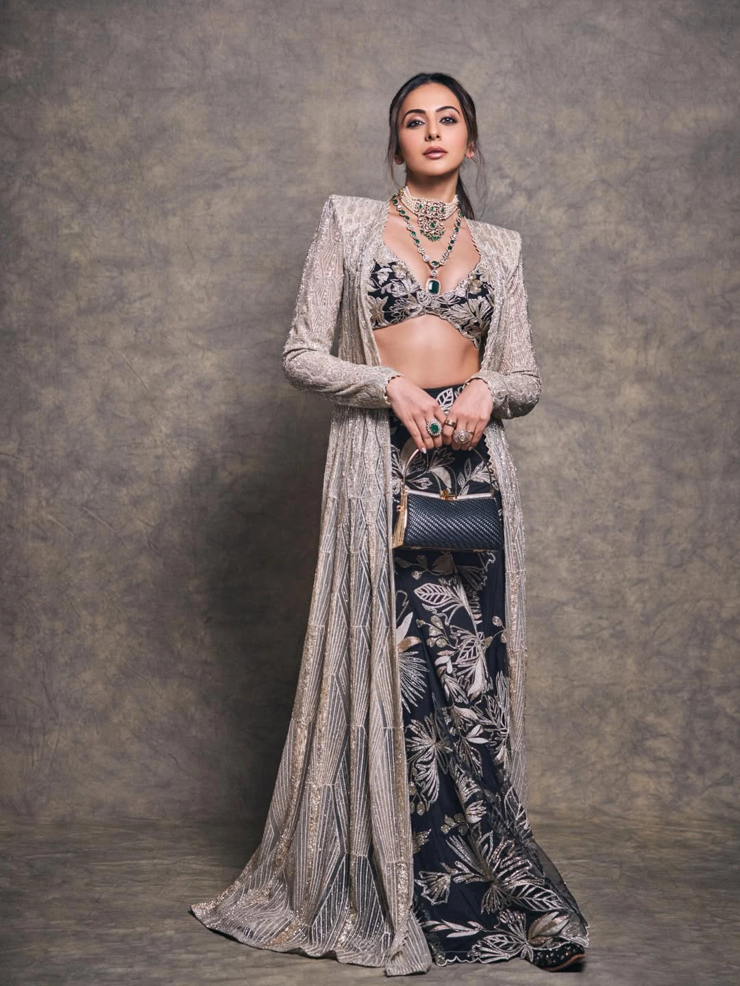 Rakul Preet Singh Stunning Looks in Modern Dress