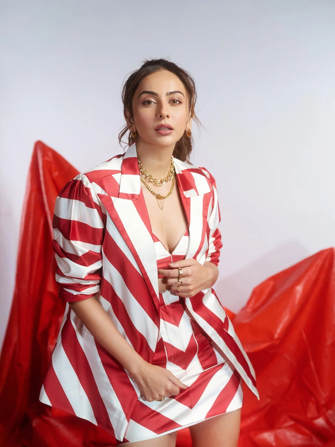 Rakul Preet Singh Stunning Looks in Modern Dress