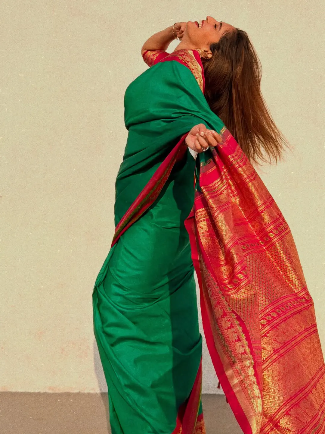 Reba Monica John Shines in Saree