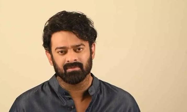 ఫౌజీ షూటింగ్ లో ప్రభాస్ కు గాయం.. ఎట్టకేలకు క్లారిటీ ఇచ్చిన మూవీ టీమ్!