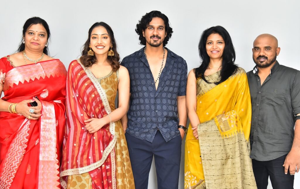 డీసెంట్ కలెక్షన్స్‌తో సైలెంట్ హిట్‌గా నిలిచిన చిత్రం ‘నిలవే’: సక్సెస్ సెలబ్రేషన్స్‌లో ప్రముఖ దర్శకులు వి. సముద్ర