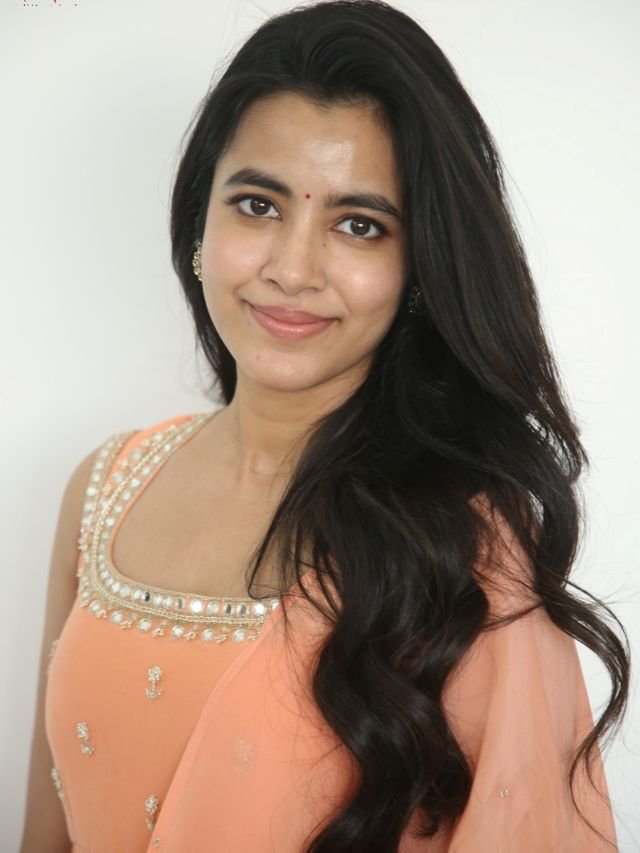 Shivani Nagaram6