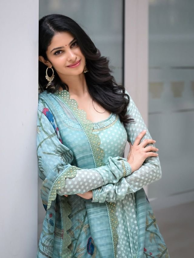 heroine manasa varanasi latest Photos2