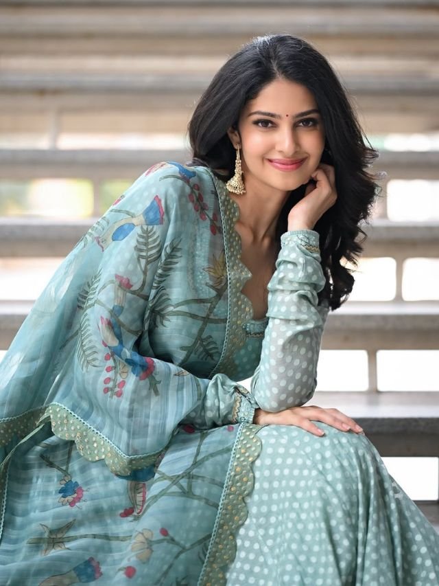 teluguHeroine ManasaVaranasi