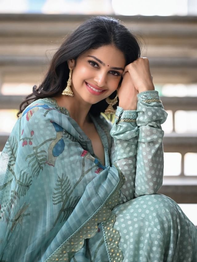 కపుల్‌ఫ్రెండ్లీ మూవీ హీరోయిన్‌ మానసవారణాసి