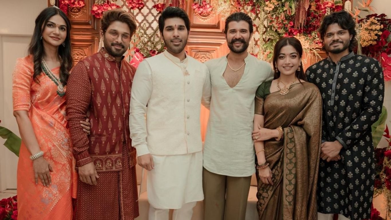 అల్లు శిరీష్ ప్రీ వెడ్డింగ్ సెలబ్రేషన్స్ ఫోటోలు 5 Vijay Devarakonda and AlluArjun At AlluSirish PreWedding Celebrations