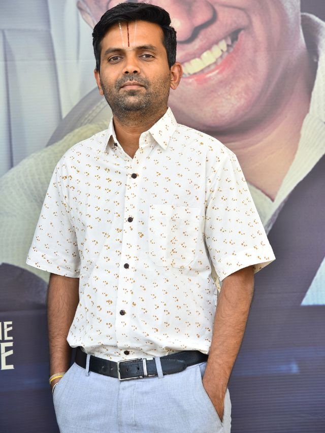 Carmeni Selvam movie director Ram Chakri2